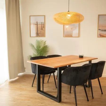 Sonnige Mit Balkon Und Gute Lage * Grömitz