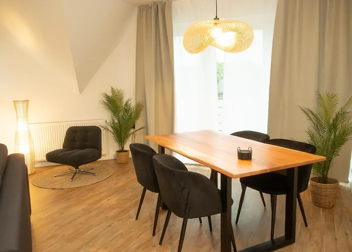 Sonnige Mit Balkon Und Gute Lage Apartamento