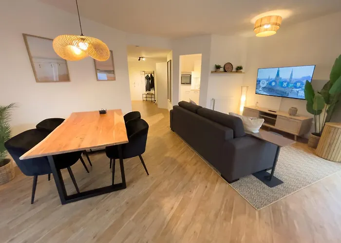 Apartamento Sonnige Mit Balkon Und Gute Lage